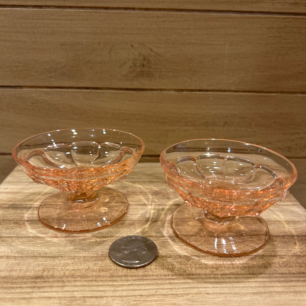 Miniature 1.6” Tall Elegant Glass Dessert Bowls - Peach/Pink